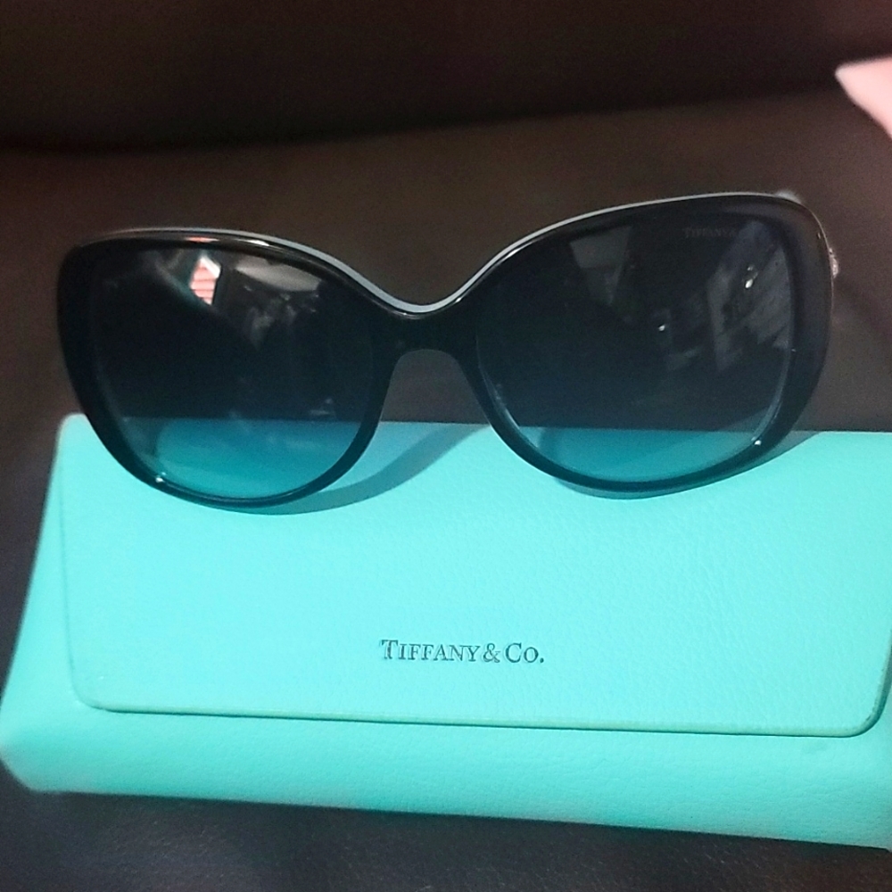 Beautiful Tiffany Sunglasses